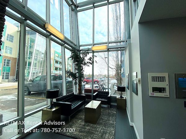 Edmonton 2 bedrooms Condo Unit for rent. Property photo: 483220-2
