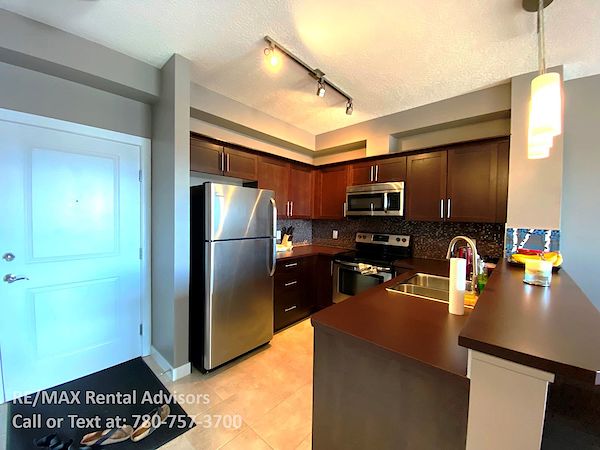 Edmonton 2 bedrooms Condo Unit for rent. Property photo: 483220-3