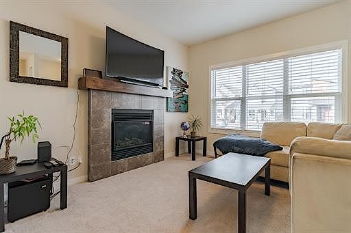 Calgary 3 bedrooms House for rent. Property photo: 484821-2