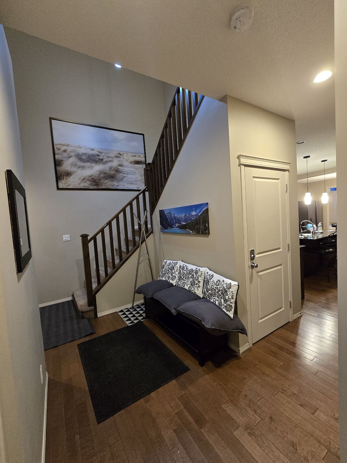 Calgary 1 bedroom Room For Rent for rent. Property photo: 485619-1