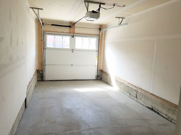 Calgary 2 bedrooms Townhouse for rent. Property photo: 486517-2