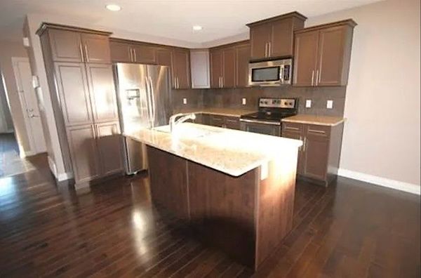 Edmonton 3 bedrooms Duplex for rent. Property photo: 486563-2