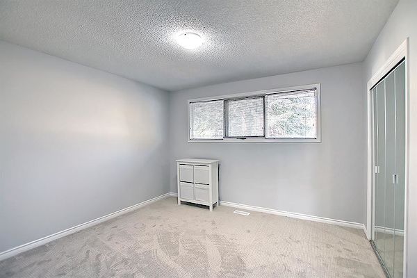 Calgary 1 bedroom Room For Rent for rent. Property photo: 486734-3
