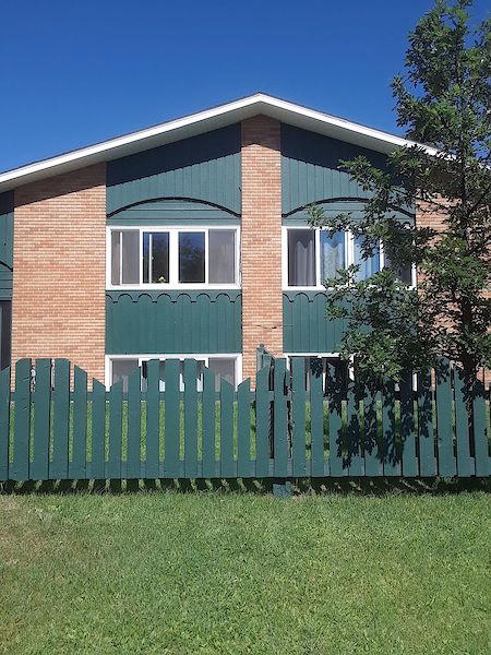 Calgary 2 + Den bedrooms Duplex for rent. Property photo: 486776-2