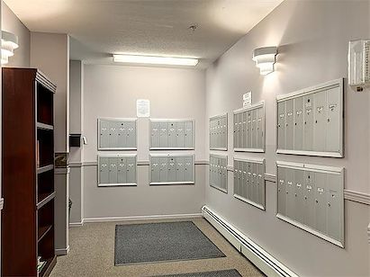 Mail+and+library Calgary 2 bedrooms Condo Unit for rent. Property photo: 4869-2