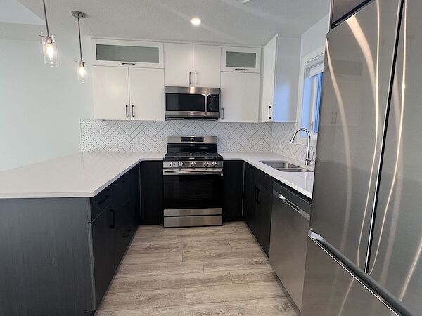 Edmonton 2 bedrooms Townhouse for rent. Property photo: 487920-2
