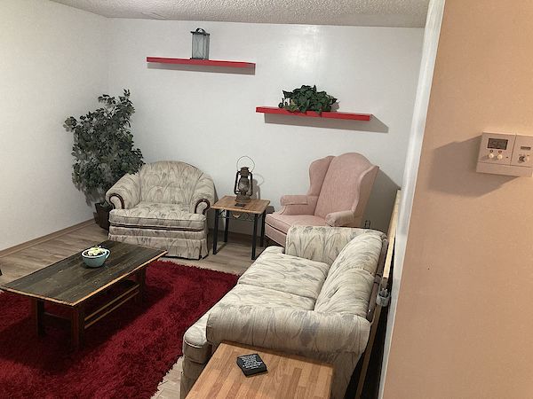 Calgary 2 bedrooms Basement for rent. Property photo: 488181-3