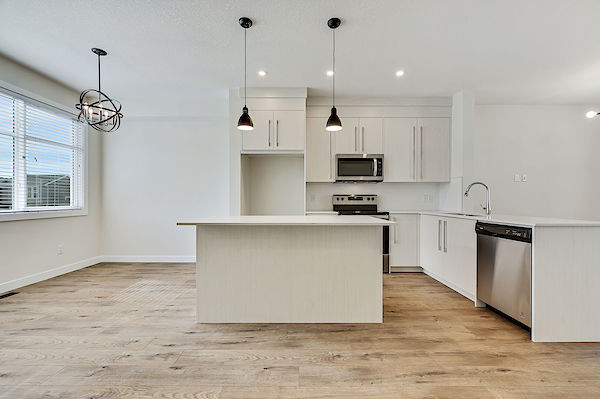 Calgary 3 bedrooms Townhouse for rent. Property photo: 488219-2