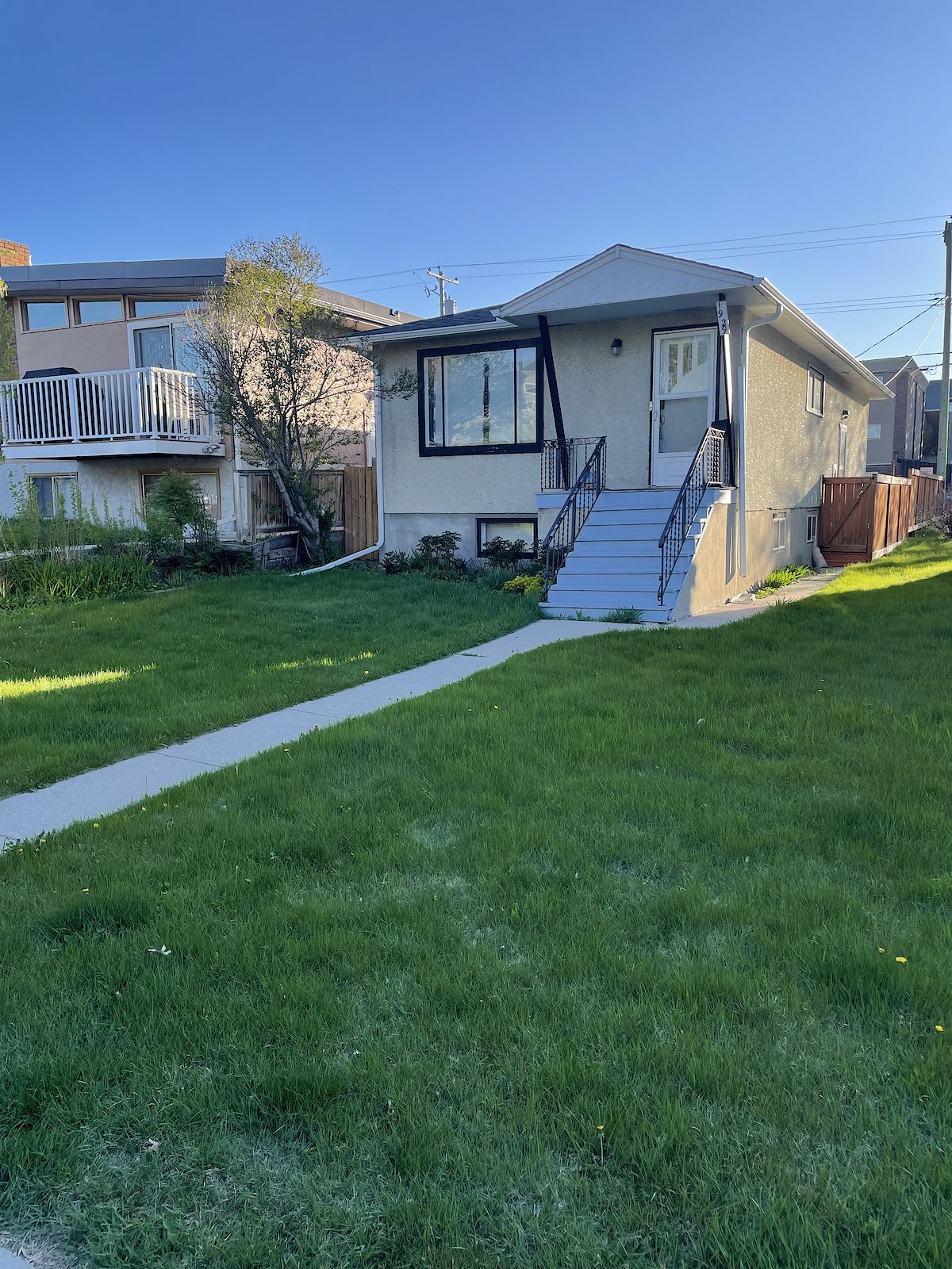 Calgary 3 bedrooms House for rent. Property photo: 489177-1