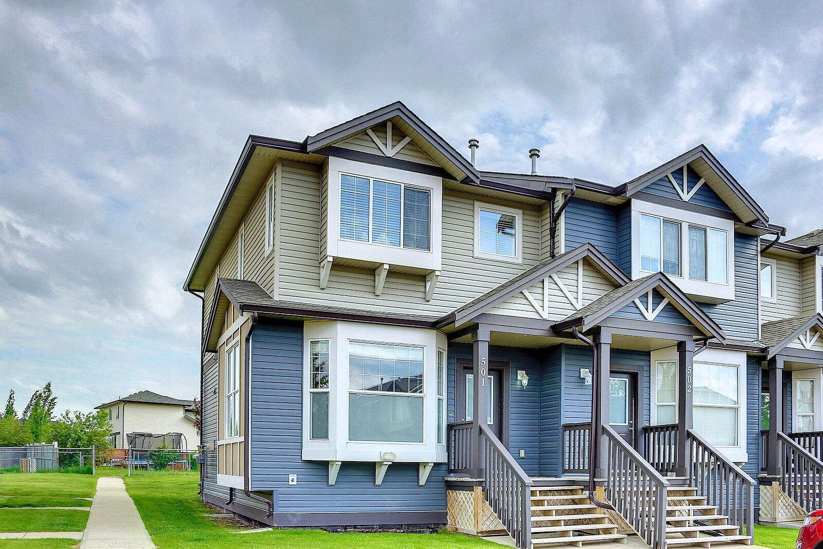 Airdrie 3 bedrooms Townhouse for rent. Property photo: 489258-1