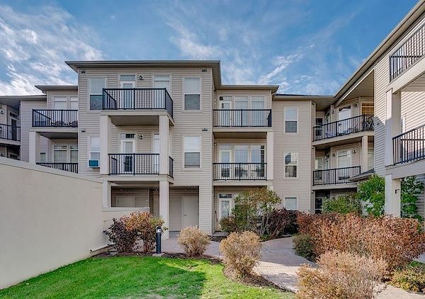 Calgary 1 bedroom Condo Unit for rent. Property photo: 489619-2
