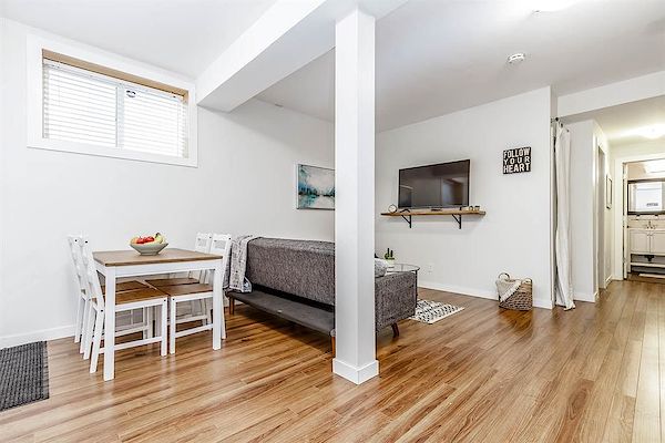 Calgary 1 bedroom Basement for rent. Property photo: 490310-3