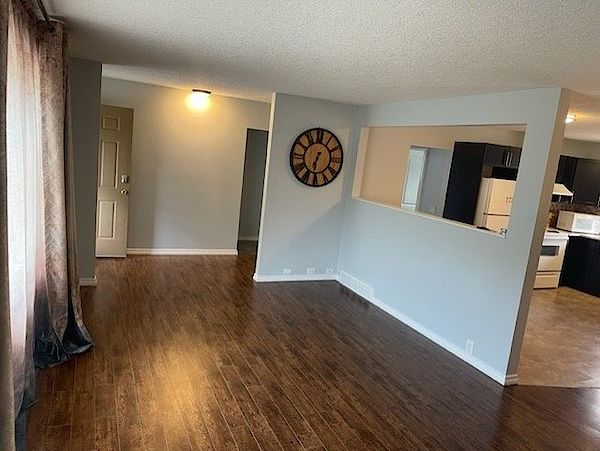 Calgary 3 bedrooms Main Floor for rent. Property photo: 491476-2