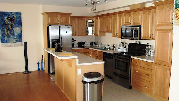 Edmonton 3 bedrooms Condo Unit for rent. Property photo: 491588-3