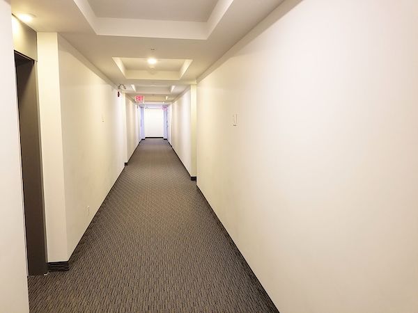 Calgary 2 bedrooms Condo Unit for rent. Property photo: 491999-3