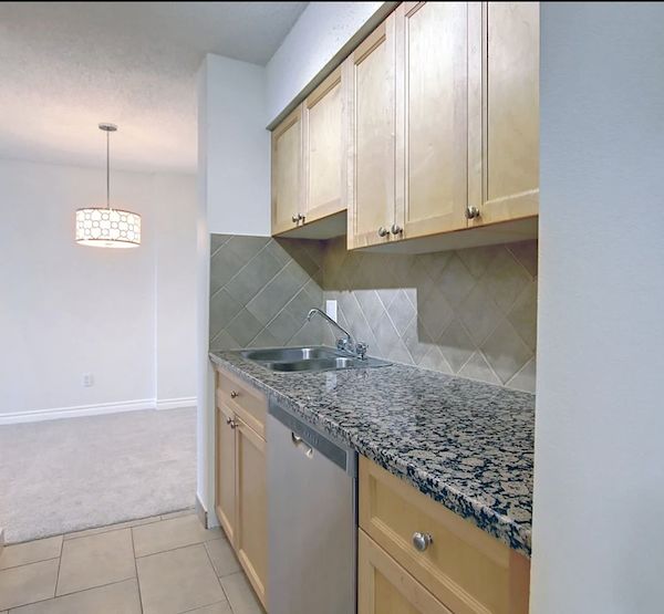 Calgary 2 bedrooms Apartment for rent. Property photo: 492247-2