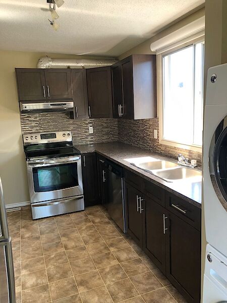 Calgary 2 bedrooms Main Floor for rent. Property photo: 492414-3