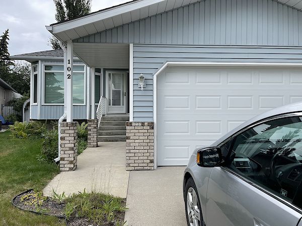 Strathmore 5 bedrooms House for rent. Property photo: 493079-2