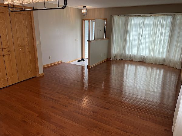 Strathmore 5 bedrooms House for rent. Property photo: 493079-3