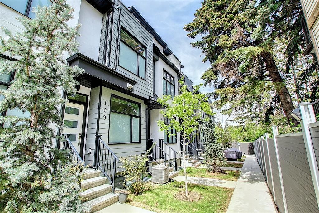 Calgary 2 bedrooms Townhouse for rent. Property photo: 493120-1