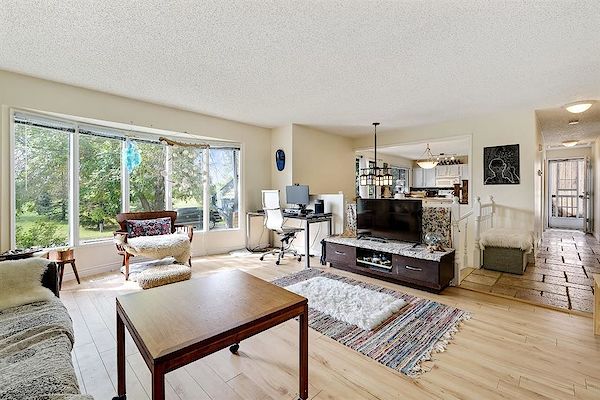 Calgary 2 bedrooms Main Floor for rent. Property photo: 493563-3