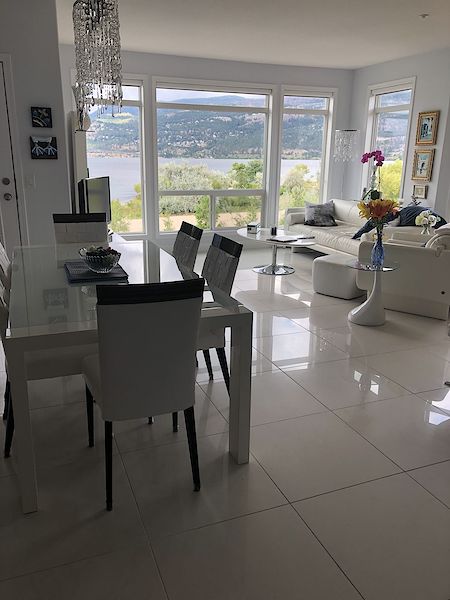 Kelowna 2 bedrooms Condo Unit for rent. Property photo: 494398-3