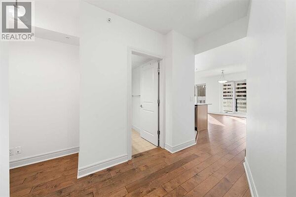 Calgary 2 bedrooms Condo Unit for rent. Property photo: 495775-3