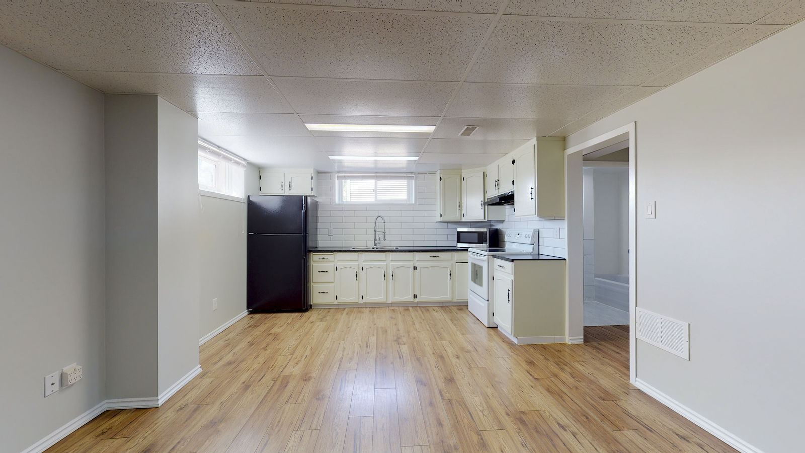 Edmonton 2 bedrooms Basement for rent. Property photo: 496396-1
