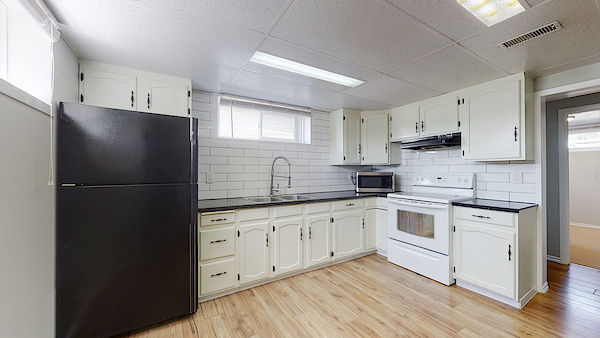 Edmonton 2 bedrooms Basement for rent. Property photo: 496396-3