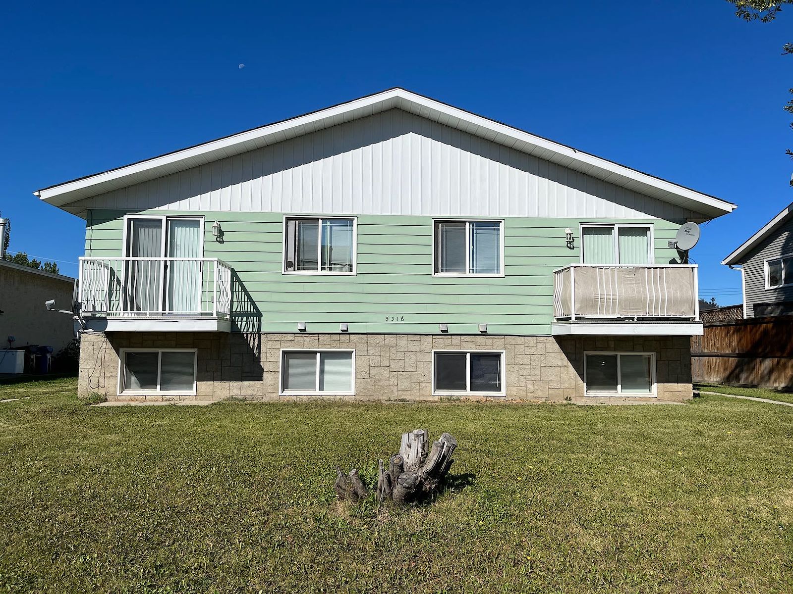 Blackfalds 2 bedrooms Apartment for rent. Property photo: 498390-1
