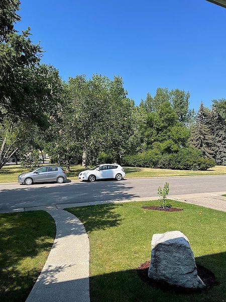 Calgary 4 + Den bedrooms House for rent. Property photo: 498835-2