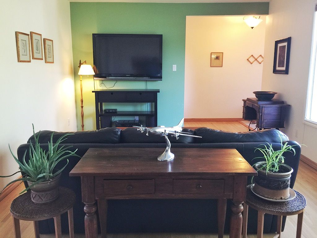 Calgary 3 bedrooms Main Floor for rent. Property photo: 499371-1