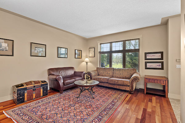 Calgary 3 + Den bedrooms House for rent. Property photo: 499547-3