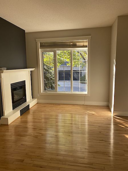 Calgary 2 bedrooms Townhouse for rent. Property photo: 499879-2