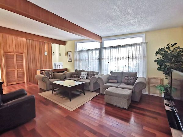 Calgary 6 bedrooms House for rent. Property photo: 500404-3