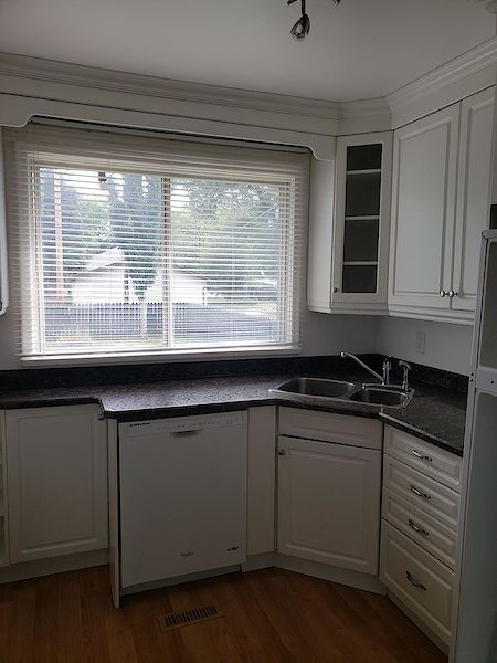 Edmonton 3 + Den bedrooms House for rent. Property photo: 501348-3