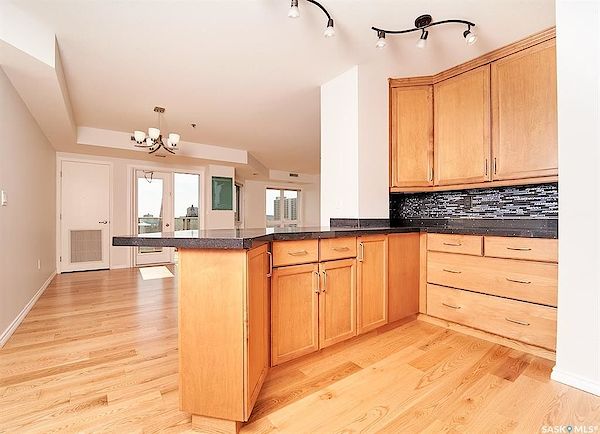 Saskatoon 2 bedrooms Condo Unit for rent. Property photo: 502190-2