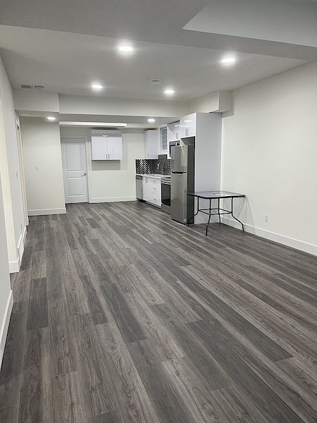 Edmonton 2 bedrooms Basement for rent. Property photo: 502717-2