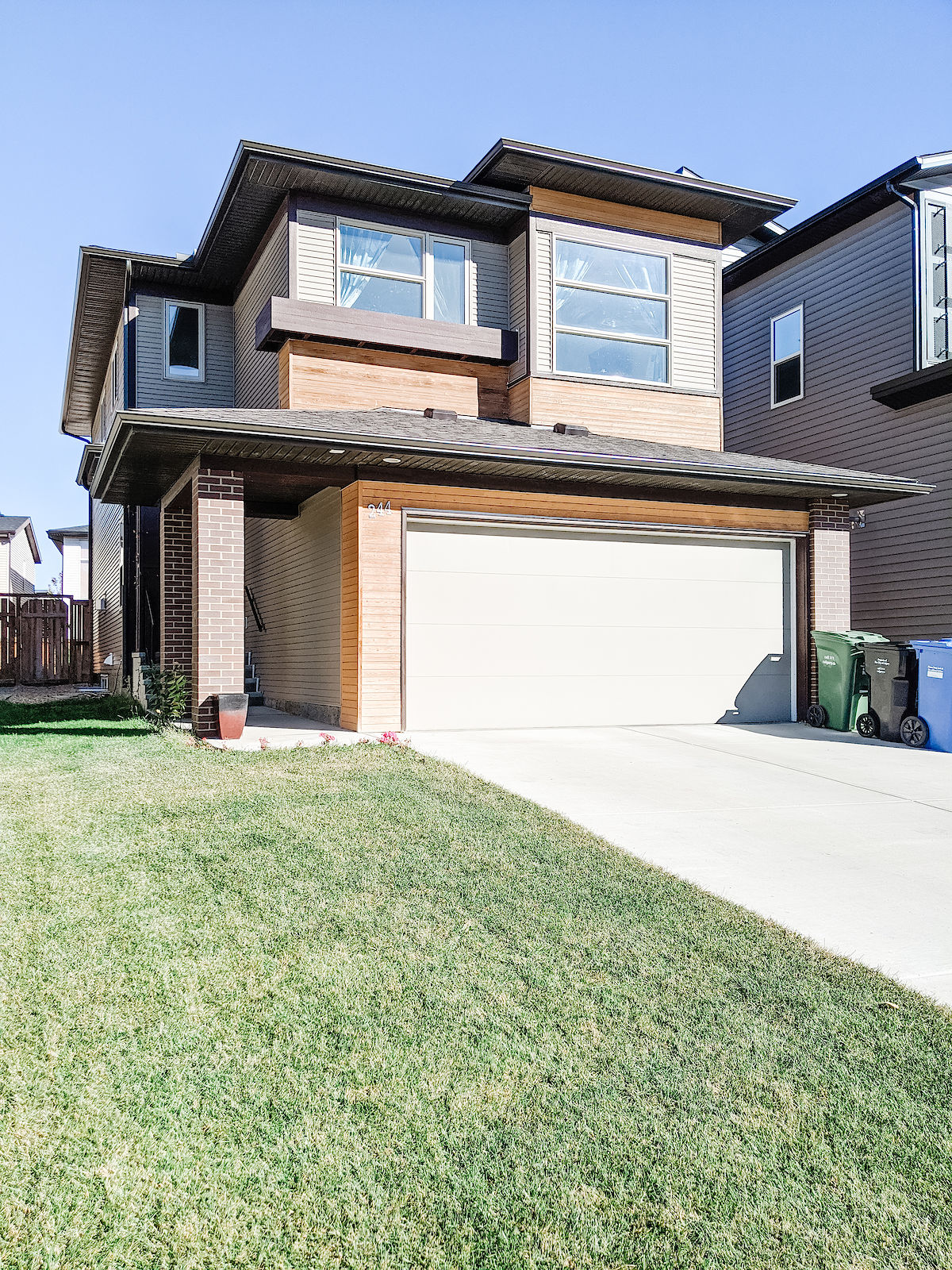 Calgary 3 bedrooms House for rent. Property photo: 505198-1