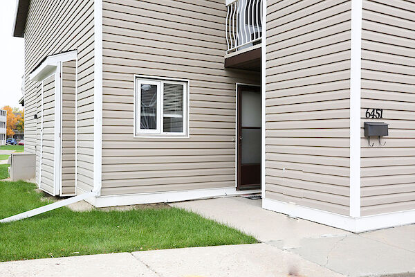 b30c082f83db411fa3320b211980d0ce+jpg Regina 2 bedrooms Townhouse for rent. Property photo: 505487-2
