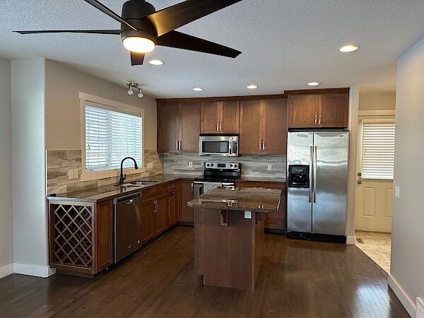 Edmonton 2 bedrooms Duplex for rent. Property photo: 505803-3