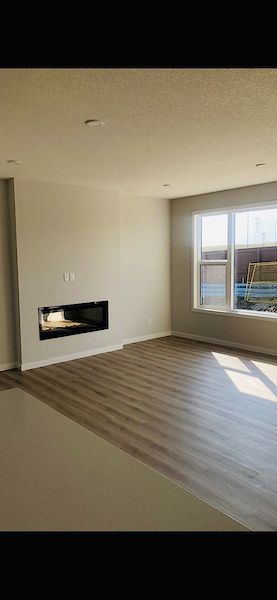 Calgary 3 bedrooms House for rent. Property photo: 505870-3