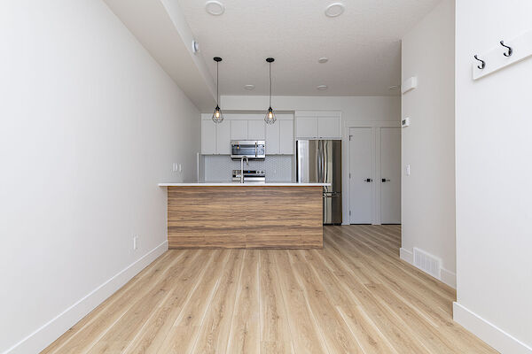 Calgary 1 bedroom Townhouse for rent. Property photo: 508351-3