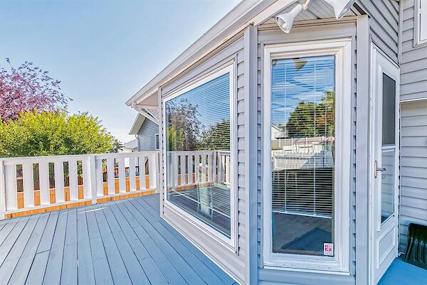 Calgary 5 bedrooms House for rent. Property photo: 508569-2