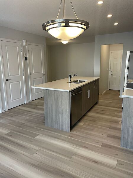 Calgary 3 bedrooms Townhouse for rent. Property photo: 508638-3