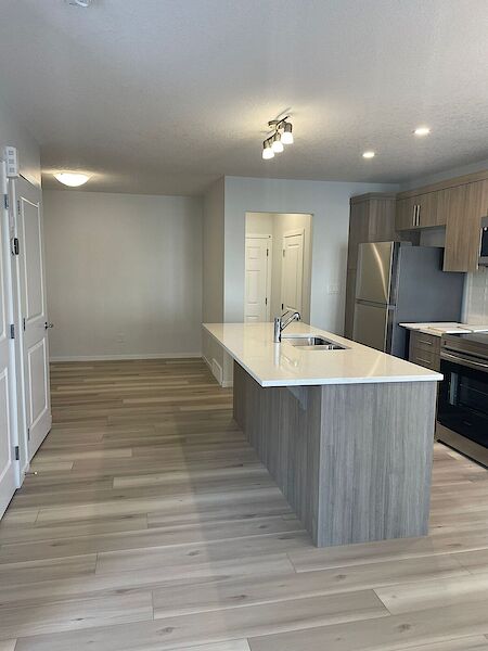 Calgary 3 bedrooms Townhouse for rent. Property photo: 508638-2