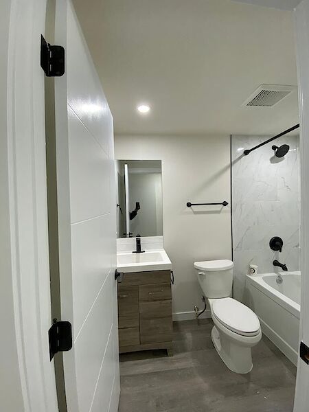Edmonton 2 bedrooms Basement for rent. Property photo: 508858-3