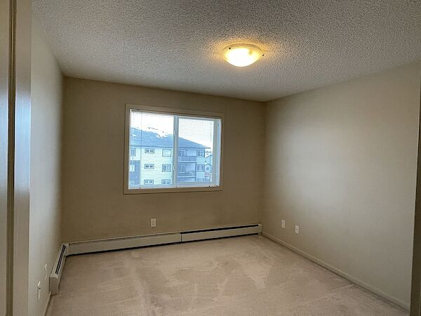 Edmonton 2 bedrooms Condo Unit for rent. Property photo: 509012-2