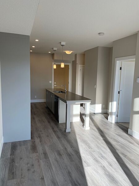 Calgary 1 bedroom Condo Unit for rent. Property photo: 510260-3