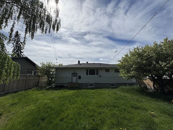 Calgary 3 bedrooms Main Floor for rent. Property photo: 510652-2